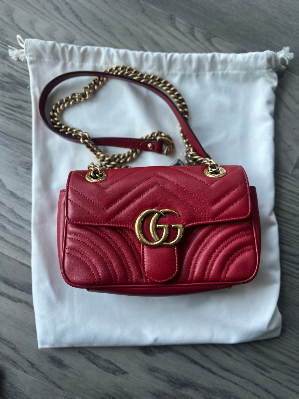 Gucci Red Marmont Chevron Quilted Shoulder Bag With Gold Hardware